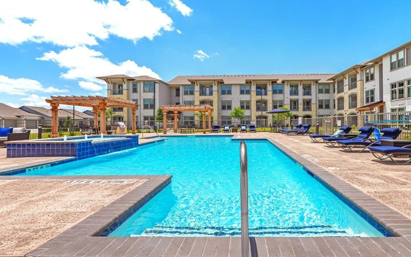 outdoor swimming pool